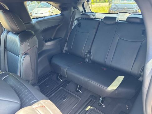 Used 2026 Toyota Sienna XSE AWD/4WD image 16