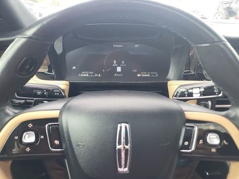 Used 2021 Lincoln Corsair Reserve w/ Equipment Group 201A image 13