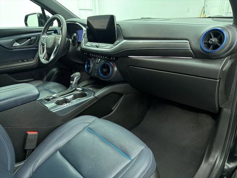 Used 2023 Chevrolet Blazer RS w/ Enhanced Convenience Package image 29