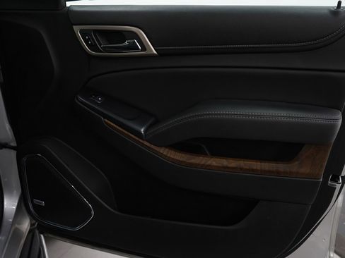 Used 2018 GMC Yukon Denali image 9