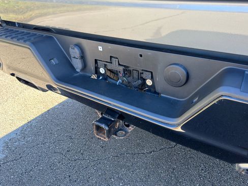 Used 2019 Chevrolet Silverado 1500 LT Trail Boss image 8