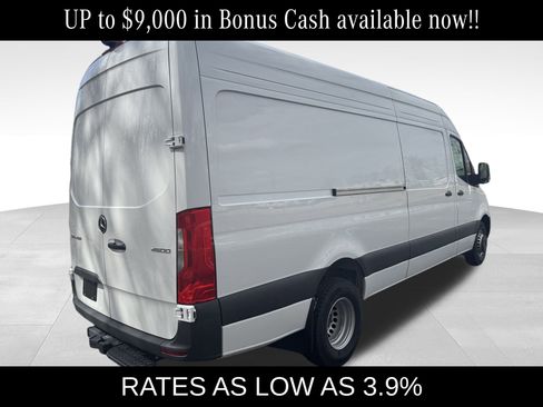 New 2025 Mercedes-Benz Sprinter 4500 image 21