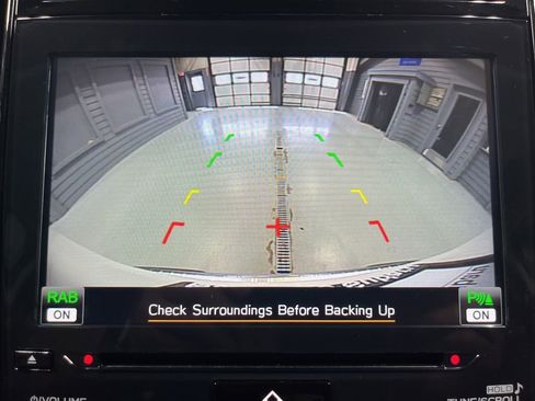 Used 2021 Subaru Ascent Touring AWD/4WD image 22