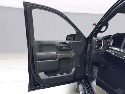 Used 2021 Chevrolet Silverado 1500 High Country w/ Z71 Off-Road Package AWD/4WD image 21