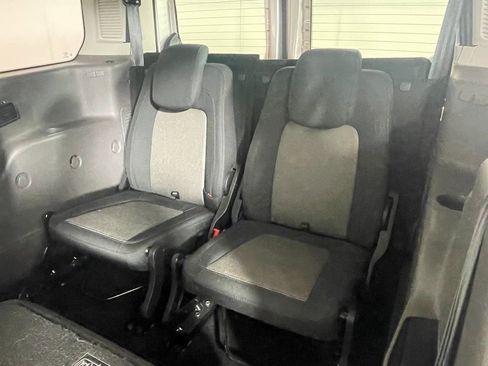 Used 2022 Ford Transit Connect XL image 24