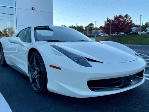 Used 2013 Ferrari 458 Spider image 11