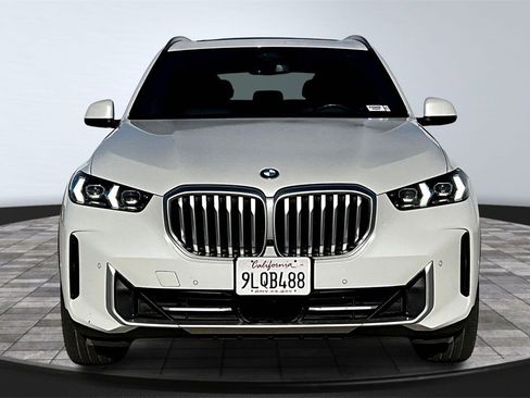 Used 2025 BMW X5 sDrive40i image 4