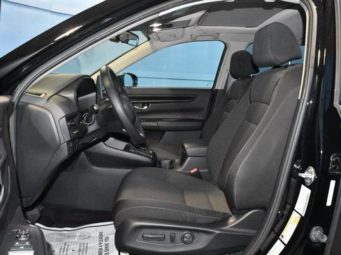 Used 2024 Honda CR-V EX image 6