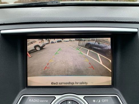 Used 2011 INFINITI G37 Journey w/ Sport Pkg - RWD image 22