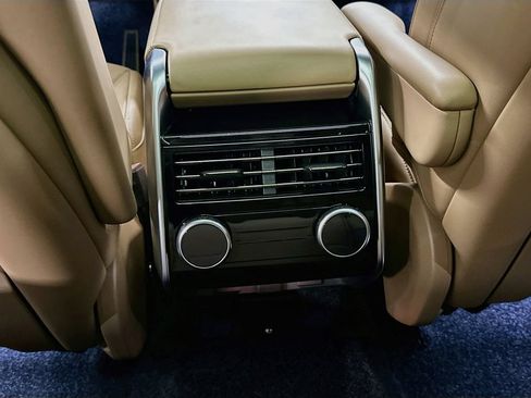 Used 2026 Land Rover Range Rover SE AWD/4WD image 26