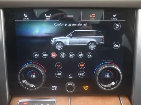 Used 2021 Land Rover Range Rover P525 Westminster Edition image 19