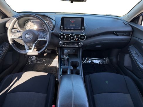 Used 2020 Nissan Sentra SV image 10