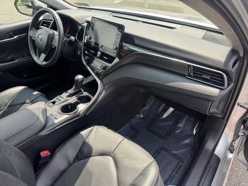 Used 2024 Toyota Camry XSE FWD image 16
