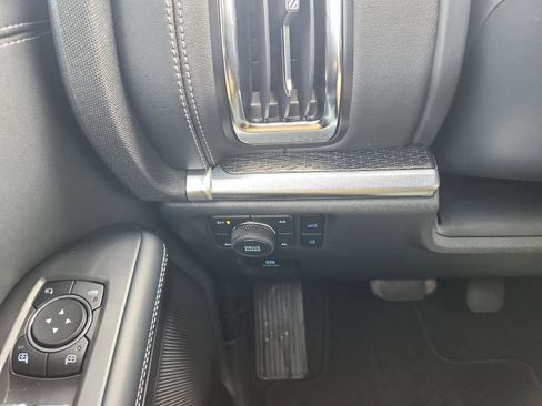 Used 2025 Ford Expedition Max Platinum w/ Stealth Appearance Package image 30