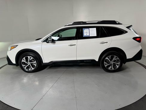 Used 2020 Subaru Outback Touring image 7
