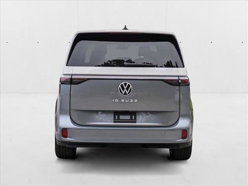 New 2025 Volkswagen ID. Buzz Pro S Plus RWD image 8