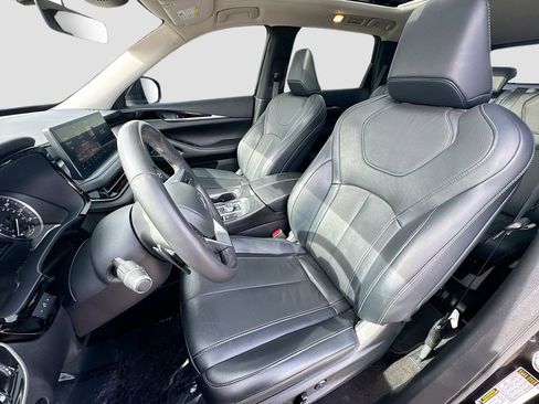 Used 2024 INFINITI QX60 Pure AWD/4WD image 17