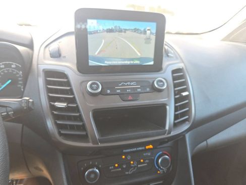 Used 2023 Ford Transit Connect XL FWD image 17
