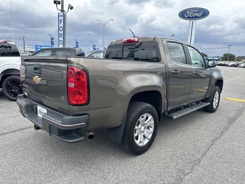 Used 2016 Chevrolet Colorado LT w/ LT Convenience Package RWD image 5