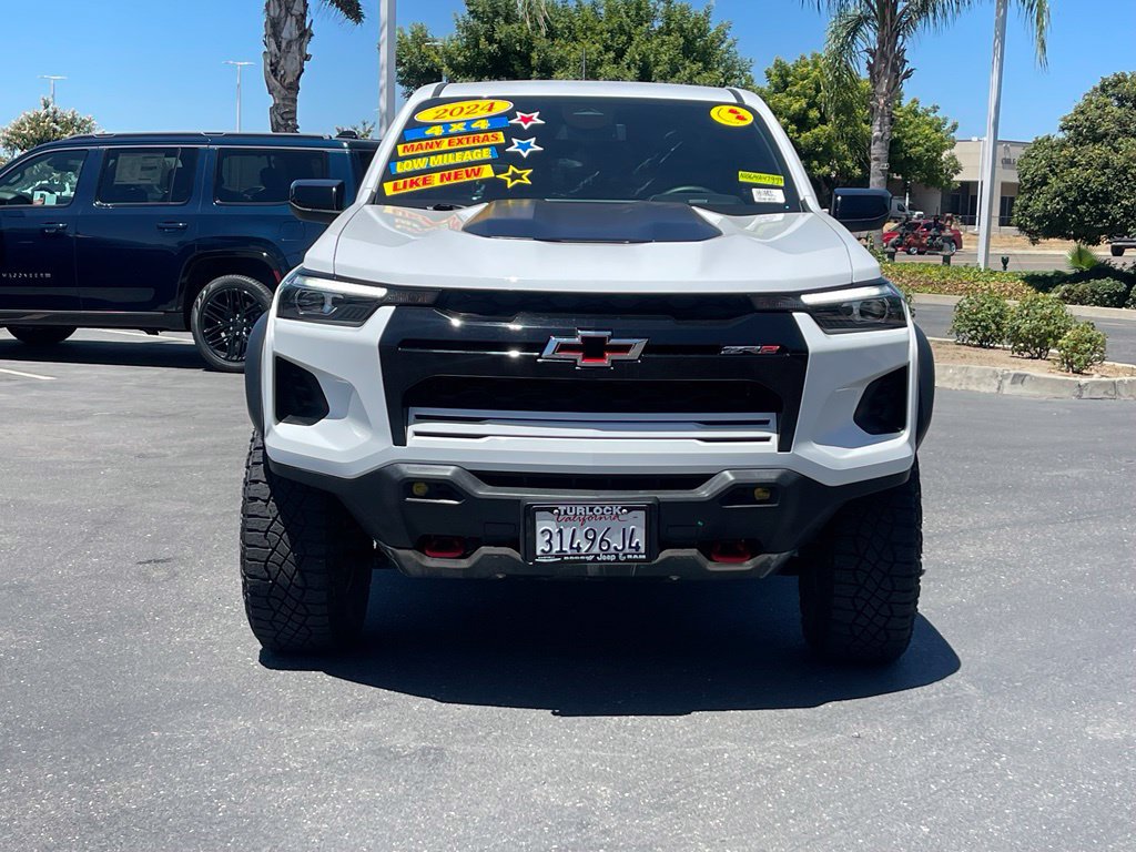 Used 2024 Chevrolet Colorado ZR2 w/ Safety Package AWD/4WD image 2