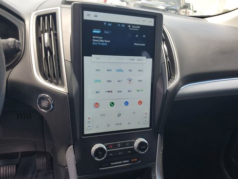 Used 2022 Ford Edge SEL image 23