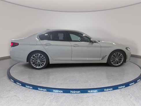 Certified 2023 BMW 530i w/ Premium Package RWD image 4