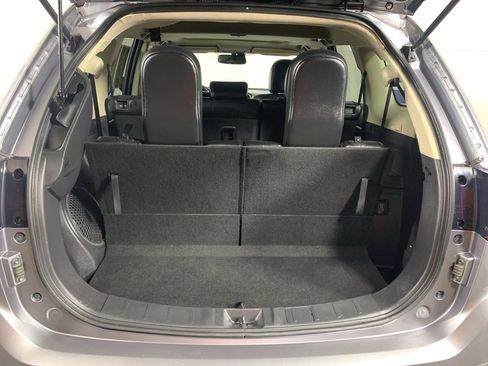 Used 2018 Mitsubishi Outlander SEL image 32