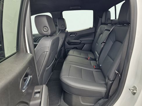 Used 2024 Chevrolet Colorado LT w/ LT Convenience Package III RWD image 30