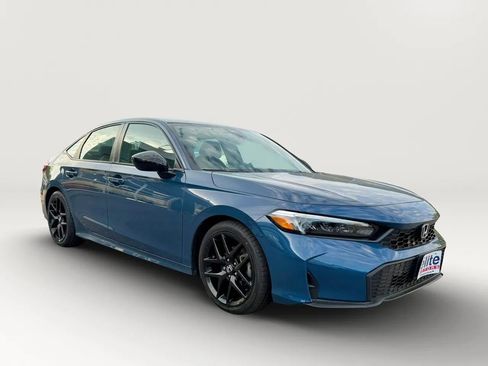 Used 2025 Honda Civic Sport image 1