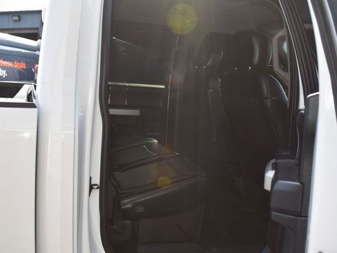 Used 2019 Ford F250 Lariat w/ Lariat Value Package image 12