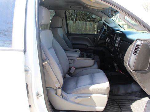 Used 2016 Chevrolet Silverado 2500 W/T image 33