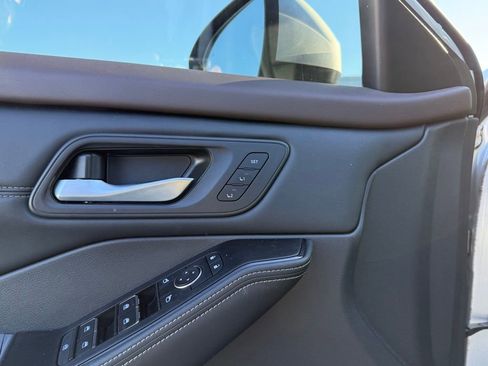 Used 2022 Nissan Rogue SL w/ SL Premium Package image 14