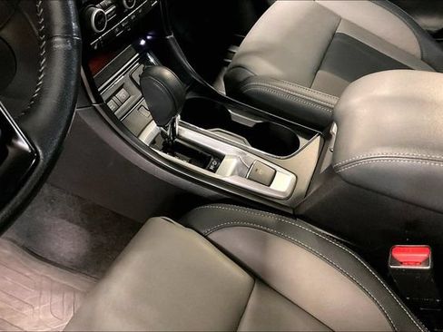 Used 2022 Subaru Ascent Onyx Edition AWD/4WD image 17