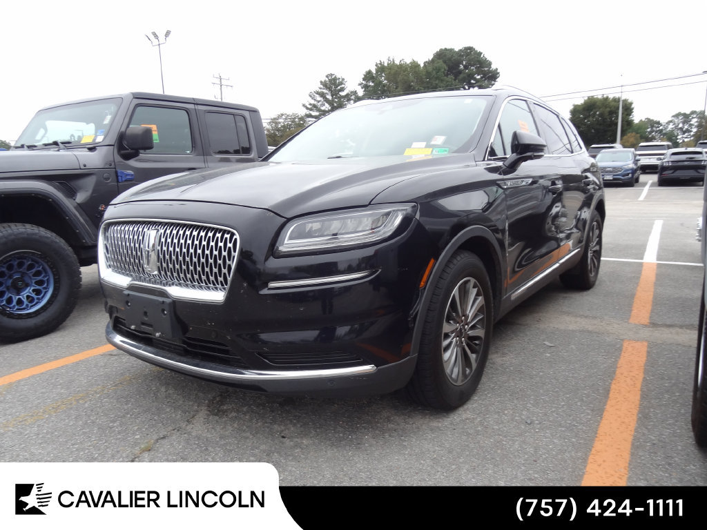 Used 2022 Lincoln Nautilus Reserve FWD image 3