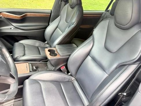 Used 2020 Tesla Model X Long Range AWD/4WD image 10