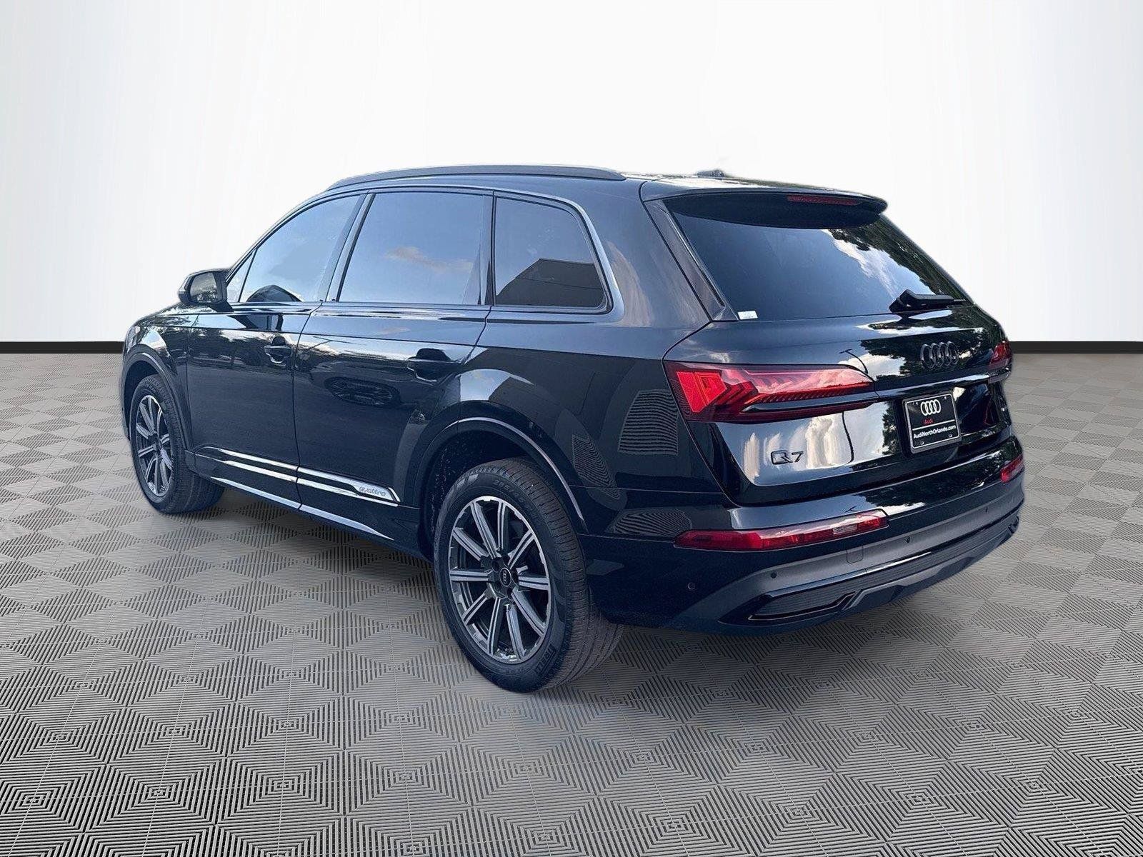 Used 2023 Audi Q7 2.0T Premium Plus w/ Premium Plus Package AWD/4WD image 5