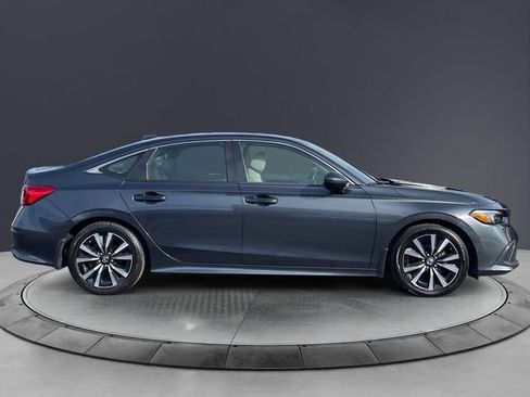 Used 2023 Honda Civic EX image 6