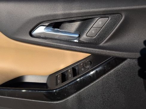 New 2026 Chevrolet Equinox ACTIV w/ Safety and Technology Package image 16