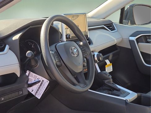 New 2025 Toyota RAV4 XLE image 21