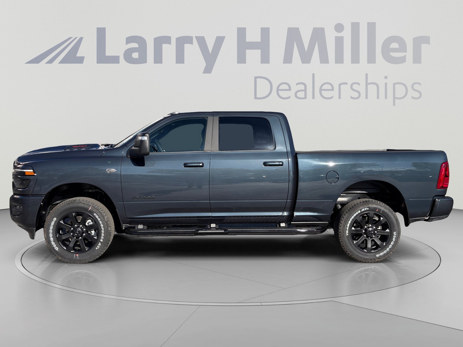 New 2027 RAM 2500 Laramie w/ Night Edition AWD/4WD image 2