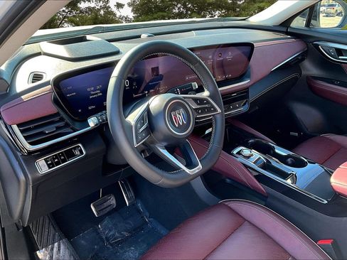 Used 2024 Buick Envision Sport Touring image 18