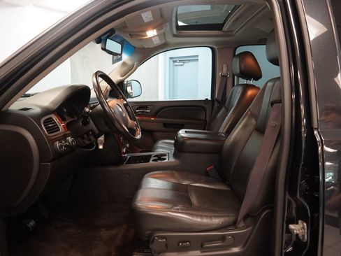 Used 2012 Chevrolet Tahoe LT w/ All-Star Edition AWD/4WD image 5