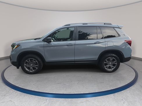 Used 2024 Honda Passport TrailSport image 8