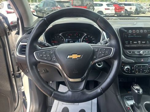 Used 2018 Chevrolet Equinox Premier FWD image 15