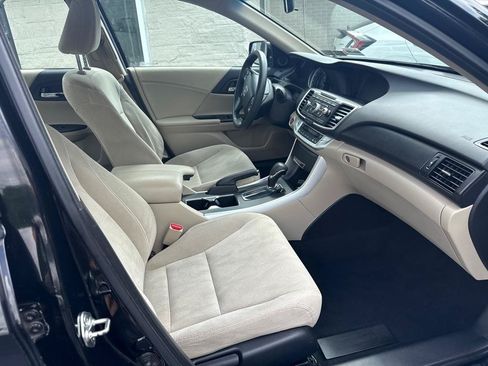 Used 2013 Honda Accord EX image 11