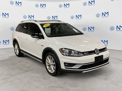 Used 2019 Volkswagen Golf Alltrack SE AWD/4WD image 7