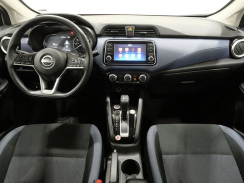 Used 2023 Nissan Versa SV image 10