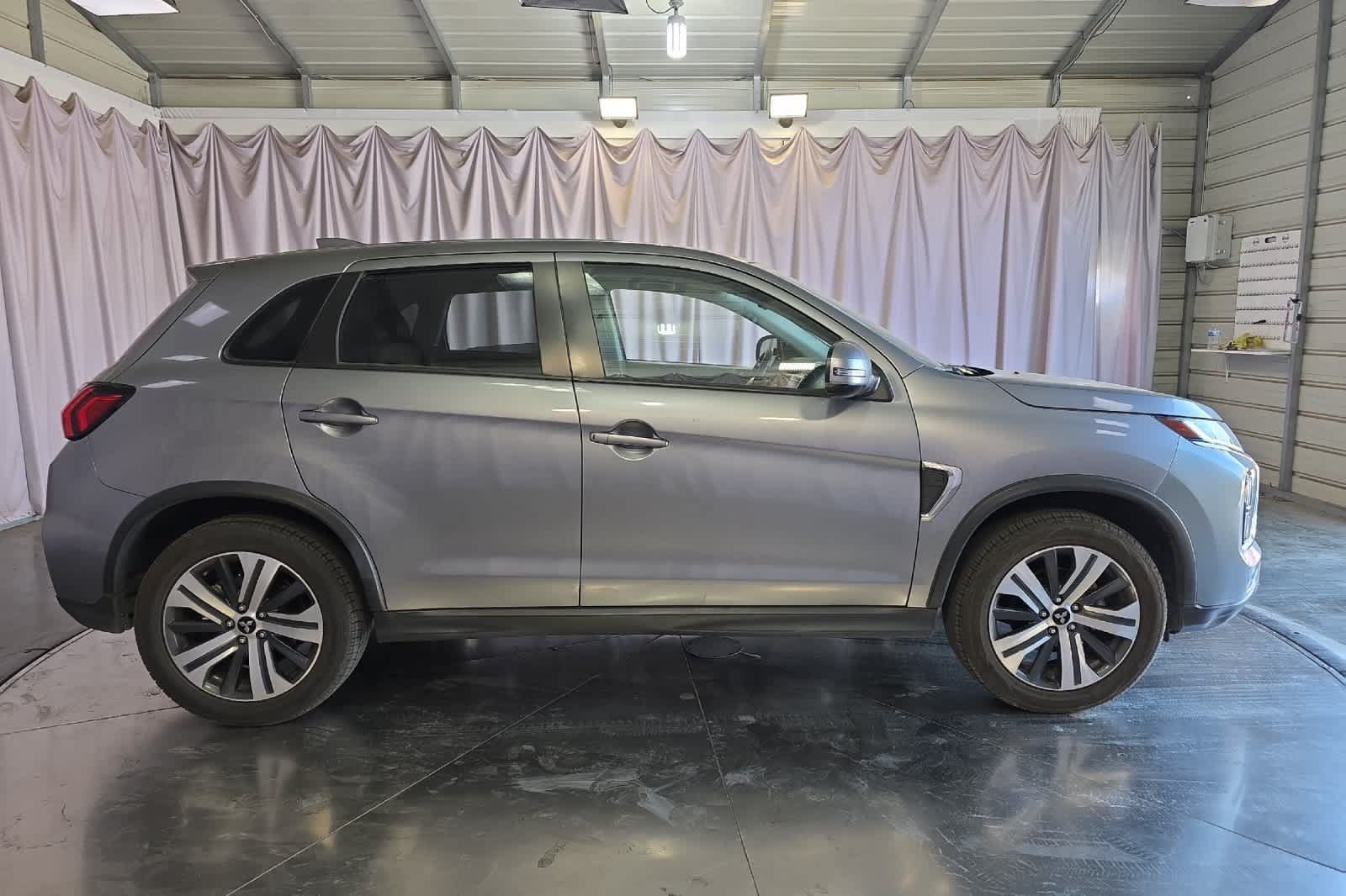 Used 2024 Mitsubishi Outlander Sport SE AWD/4WD image 9