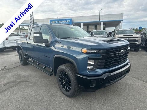 New 2026 Chevrolet Silverado 2500 Custom w/ Custom Value Package AWD/4WD image 1