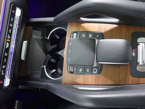 Used 2025 Mercedes-Benz GLS 450 4MATIC image 21